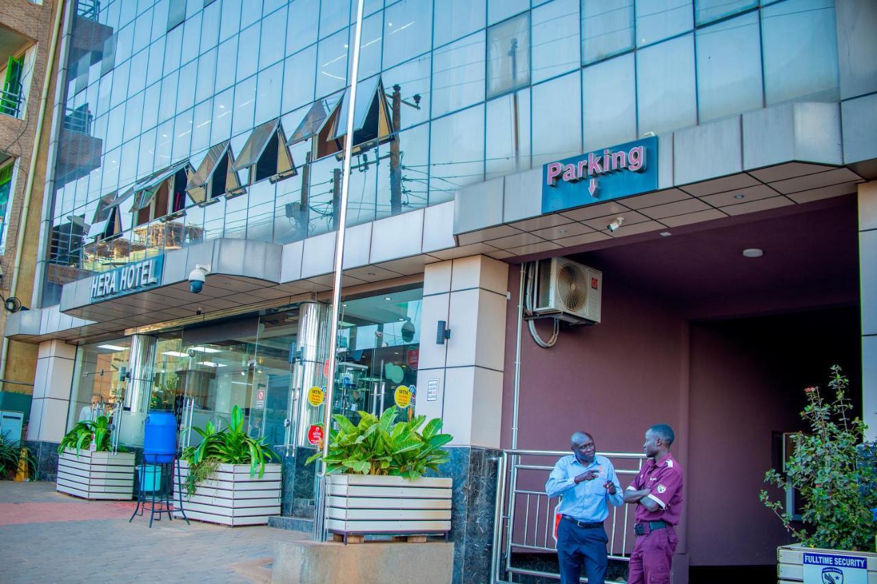 Hera Hotel Kampala Esterno foto